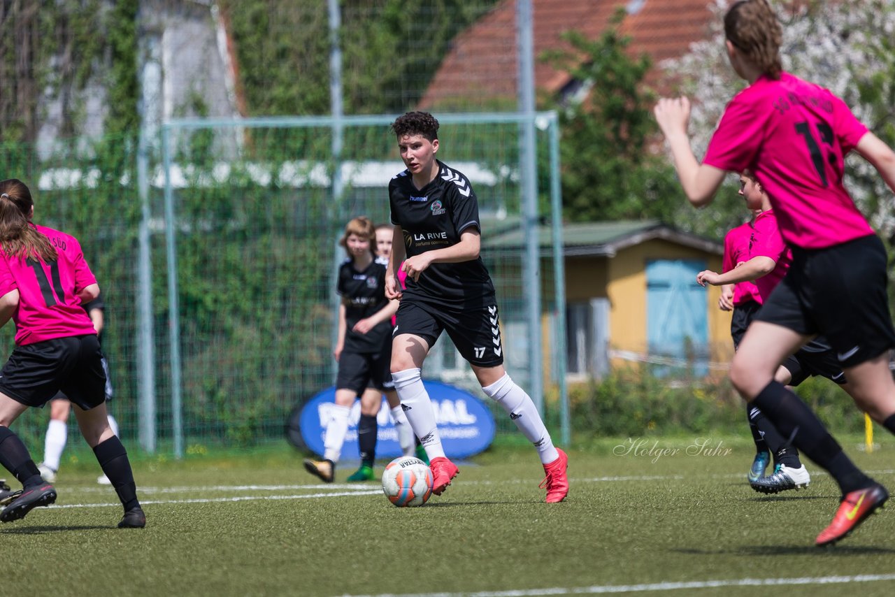 Bild 199 - B-Juniorinnen Pokalfinale SV Henstedt Ulzburg - SG Holstein Sued : 2:0